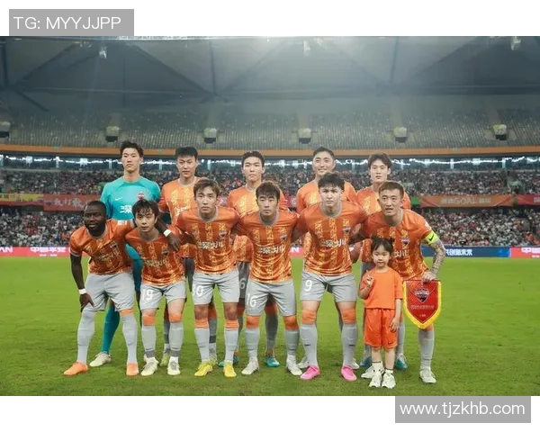 深圳足球队的华丽转身：洲际杯背后的成长与挑战