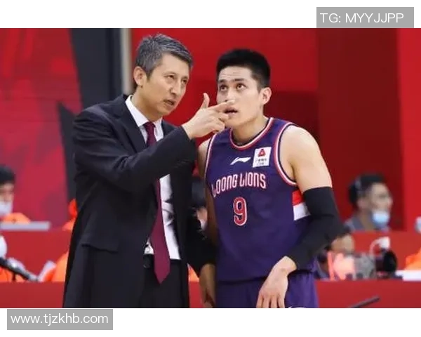 重庆篮球队总决赛精彩配合解析展现团队精神与战术执行力 重庆篮球队总决赛精彩配合解析展现团队精神与战术执行力