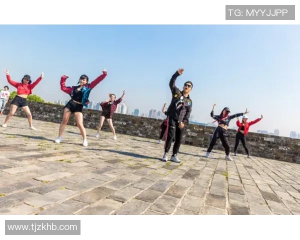 街舞专题:聚焦南京街舞队的灵活性 街舞专题:聚焦南京街舞队的灵活性