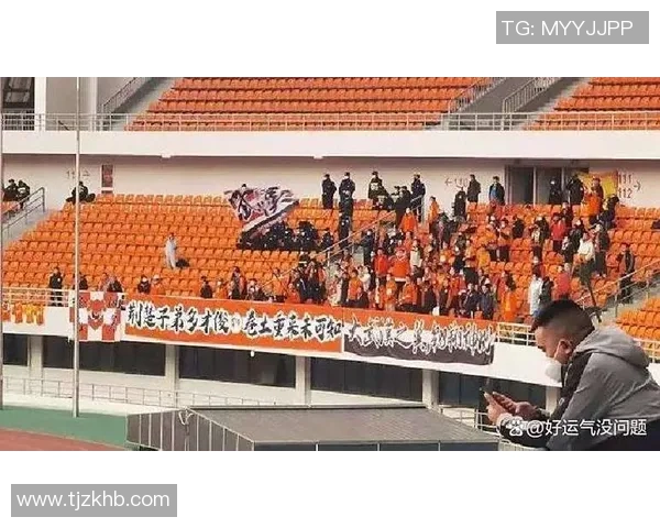 足球评论：南京足球队的运营得失_1